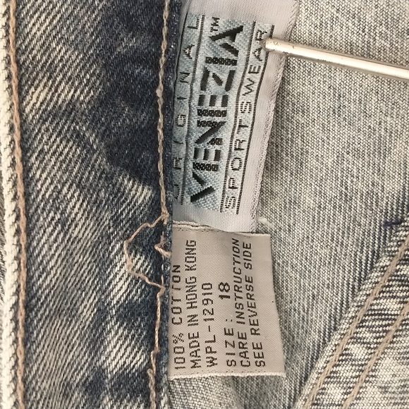 Vintage High Waisted Mom Jeans Acid Wash Zip Legs sz 18 100 Cotton Venezia - Picture 6 of 8